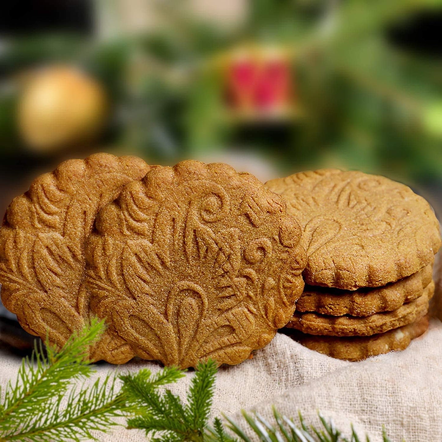 Christmas Embossed Wooden Rolling Pin β 3D Laser-Engraved Snowflake & Flower Pattern for Holiday Cookies, Pastry & Fondant (35Γ5 cm)