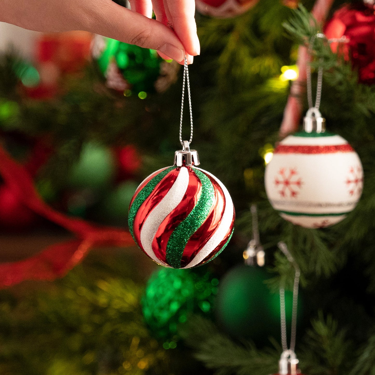 Valery Madelyn Classic Christmas Ornament Collection – Shatterproof Red, Green & White Holiday Ball Decorations