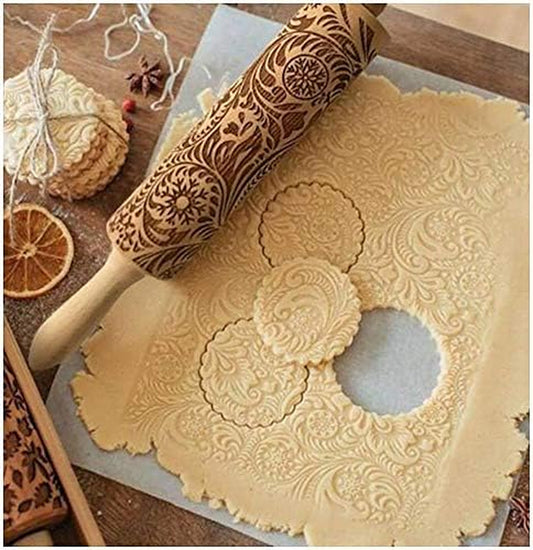 Christmas Embossed Wooden Rolling Pin – 3D Laser-Engraved Snowflake & Flower Pattern for Holiday Cookies, Pastry & Fondant (35×5 cm)