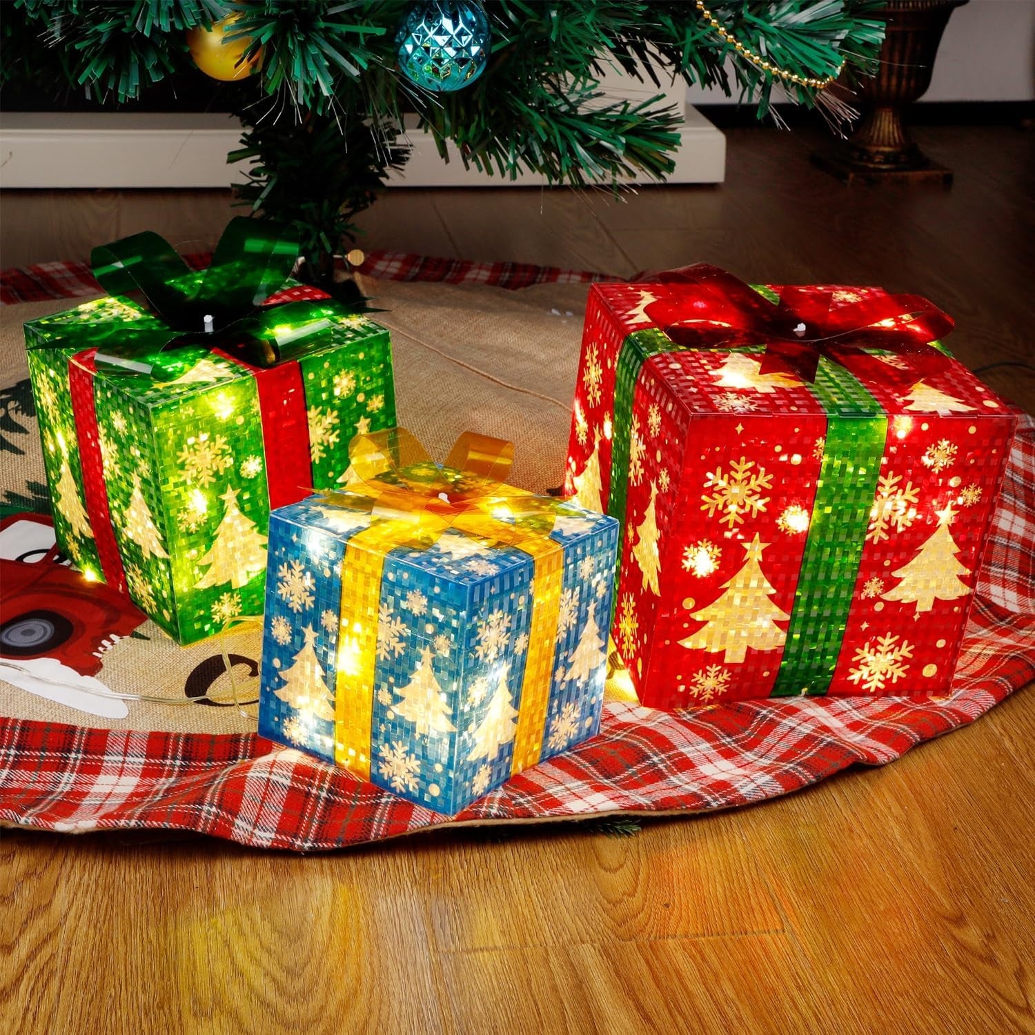 Set of 3 Lighted Christmas Gift Boxes – 60 LED Snowflake Design for Indoor & Outdoor Holiday Décor